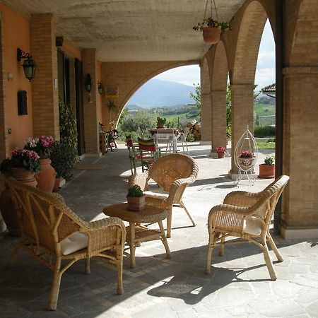 Bed And Breakfast San Martino Castignano 外观 照片