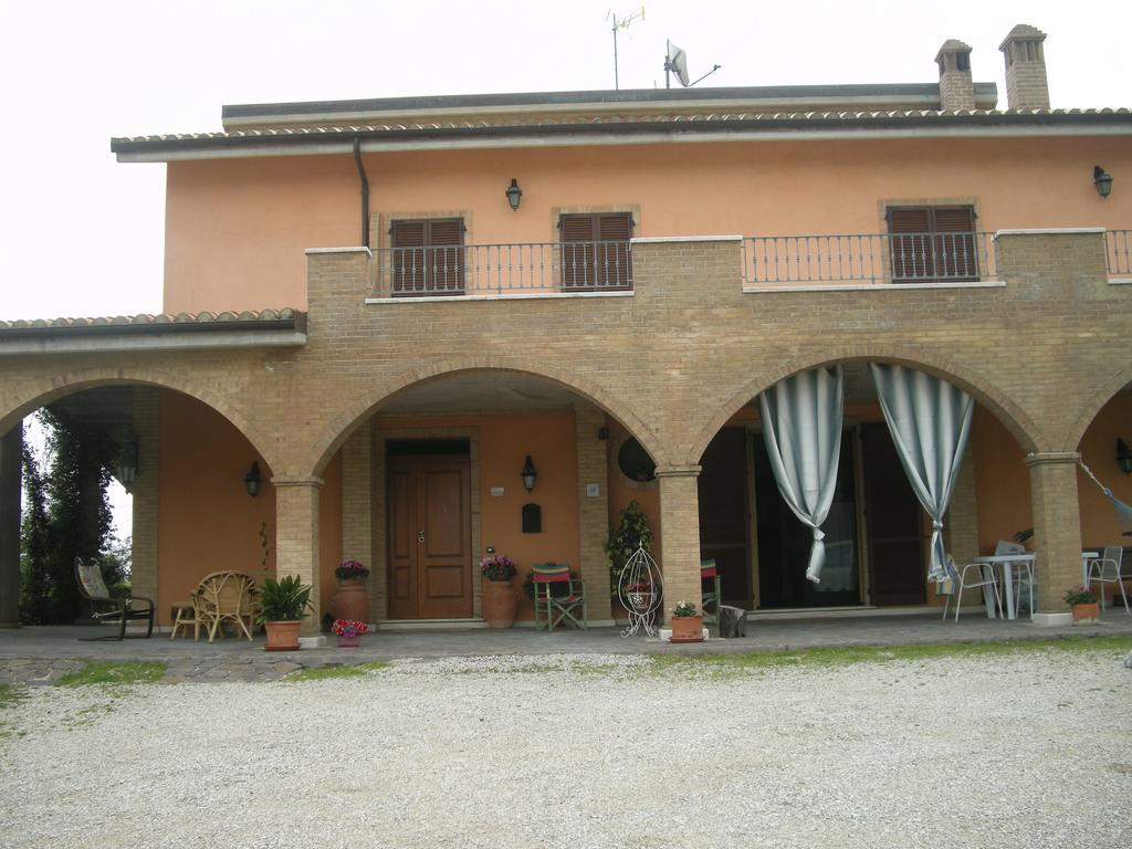 Bed And Breakfast San Martino Castignano 外观 照片